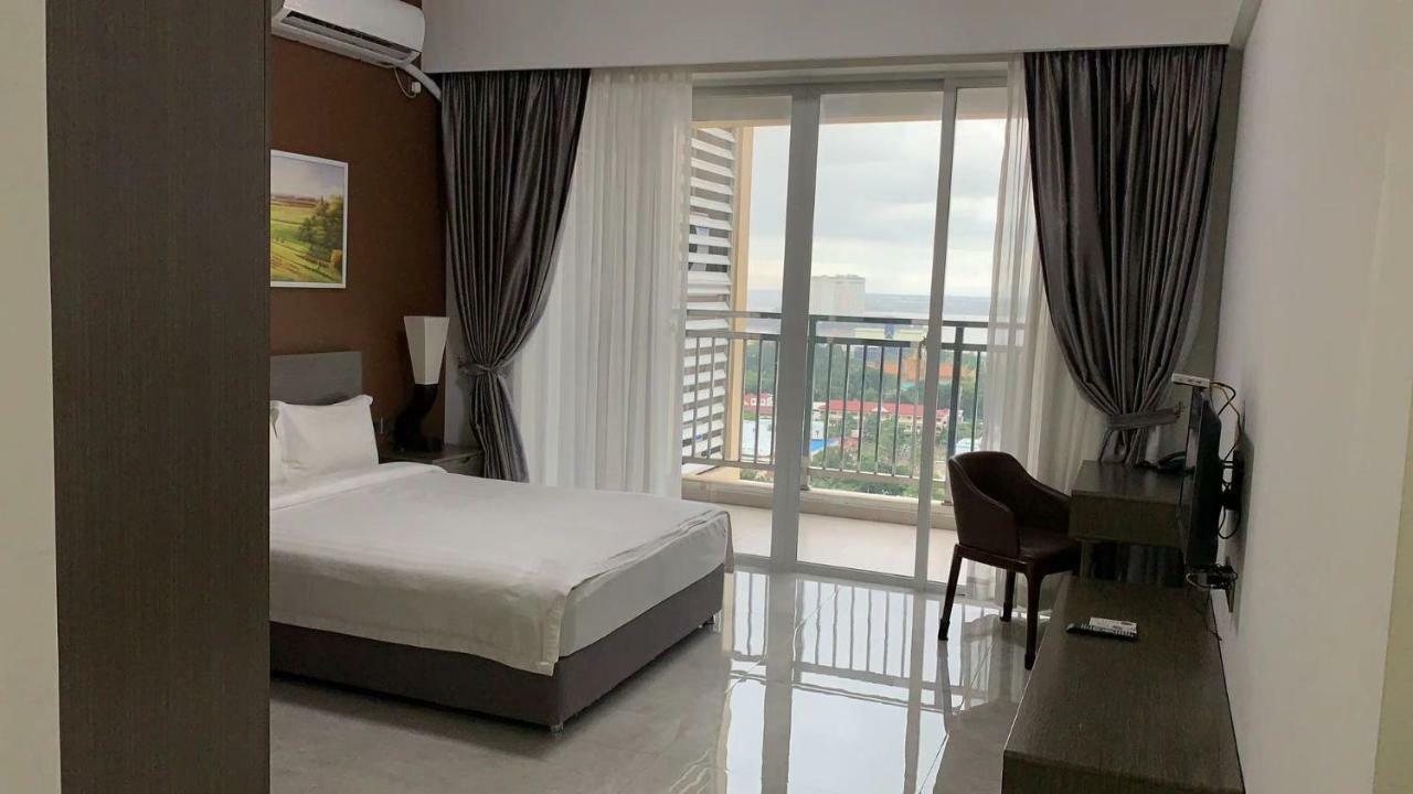 Eastland Hotel & Apartment Phnom Penh Exterior photo